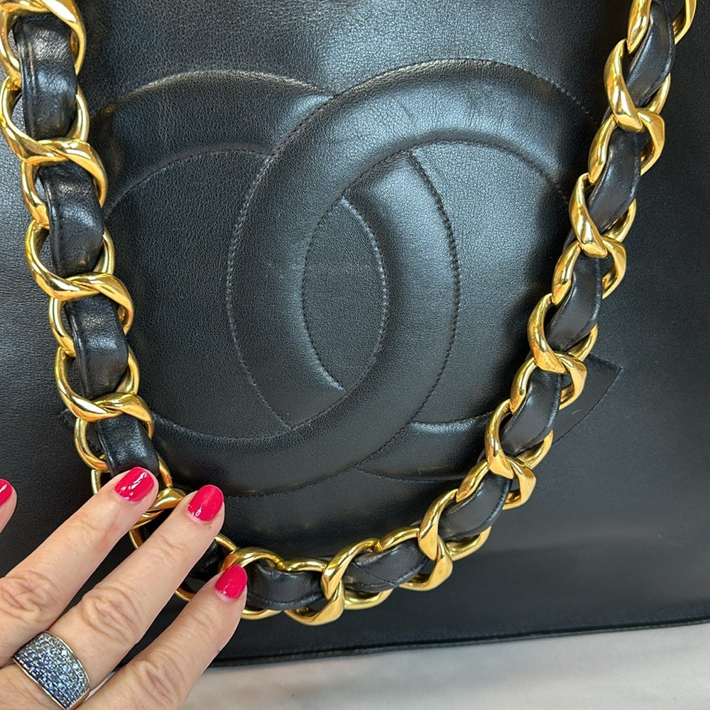 COA CHANEL CC Chunky Chain Calfskin XL Tote 24k Goldplated HDW Series #4 1996-97 - Picture 3 of 16